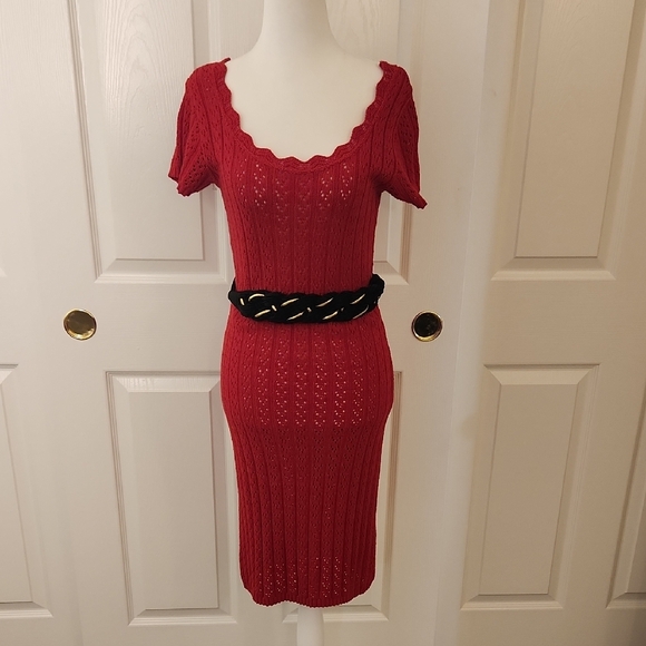 VTG MODA INT'L Red Knit Short Sleeve Scalloped Neckline Midi Dress Size S - Picture 13 of 15